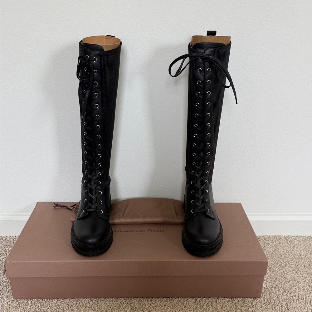 Gianvito Rossi Black Lace-Up Boots size 40 combat boots black